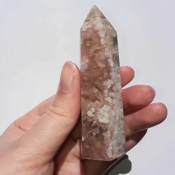 Flower Agate Tower *chipped tip* - Picture 4 of 5